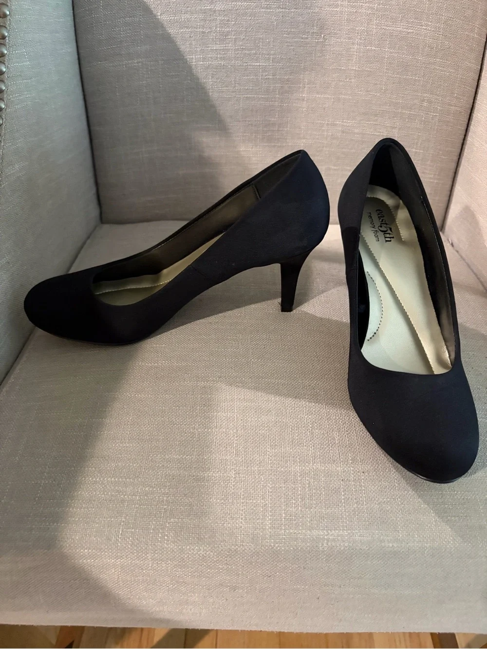 East 5th comfort elegant black